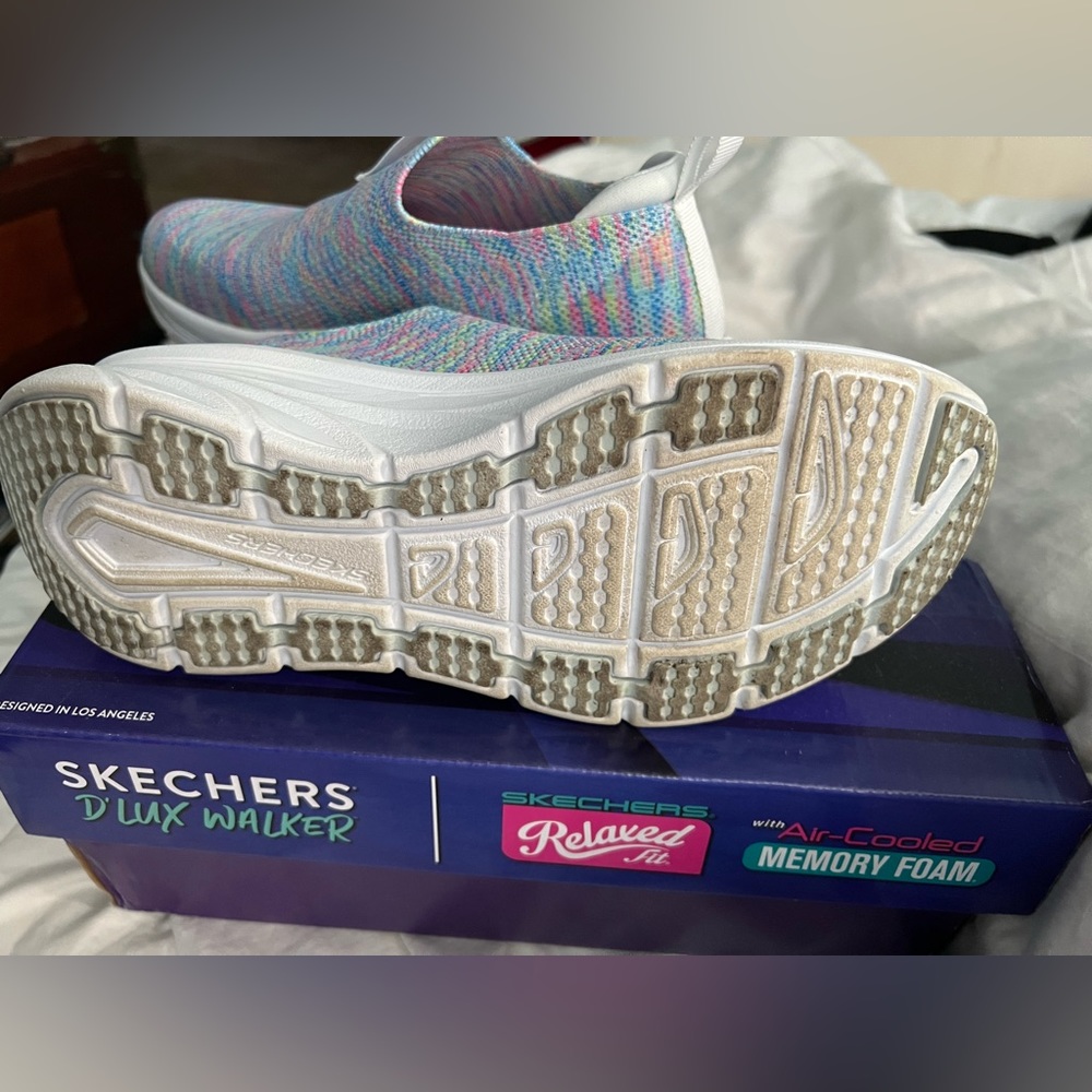 Sketchers D’Lux Walkers